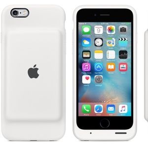 iPhone Smart Charging Case